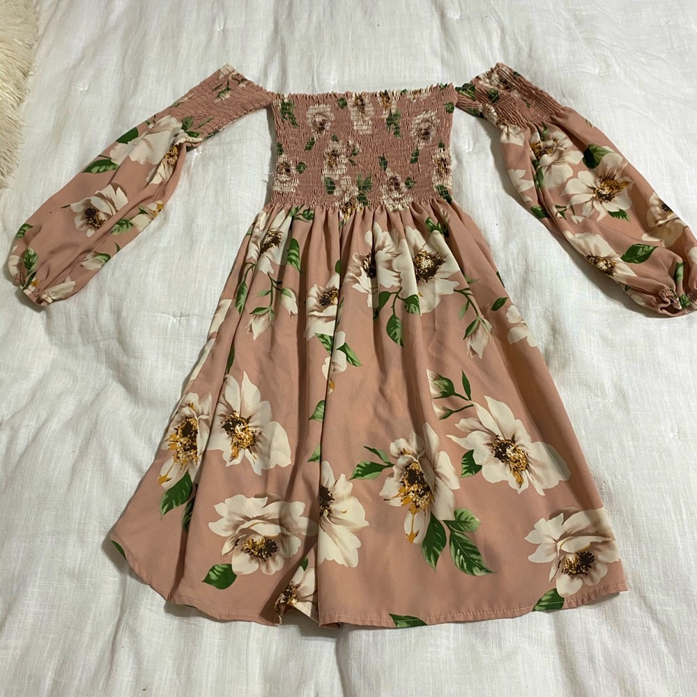 Off the shoulder floral long sleeve midi dress